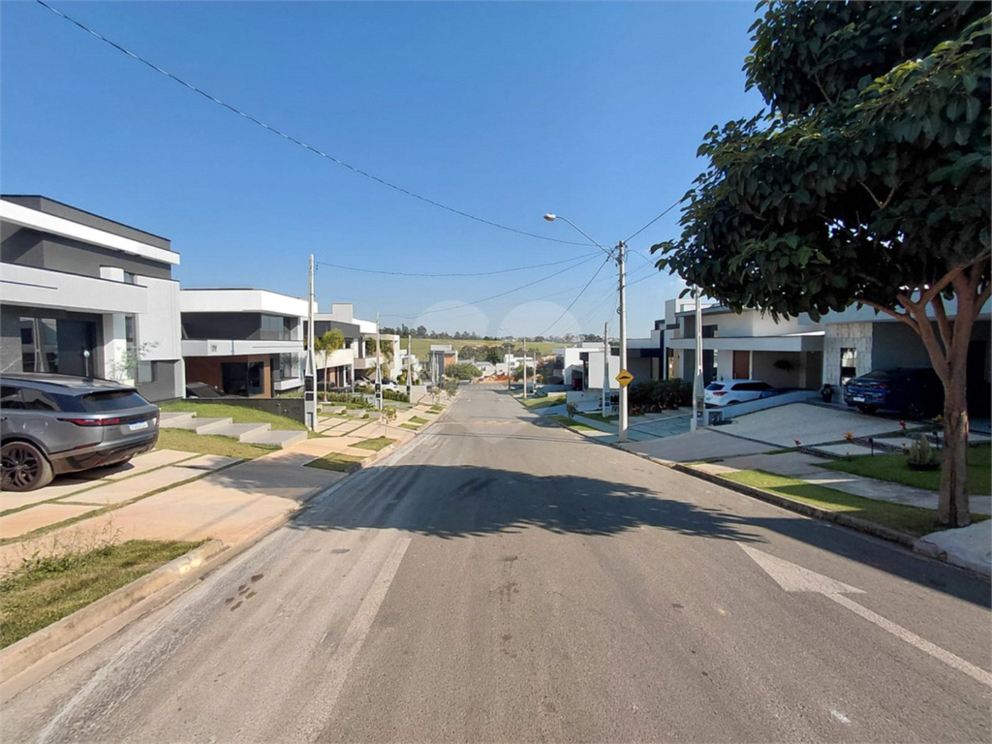 Casa à venda com 3 suítes no condomínio Residencial Milano, Indaiatuba - SP