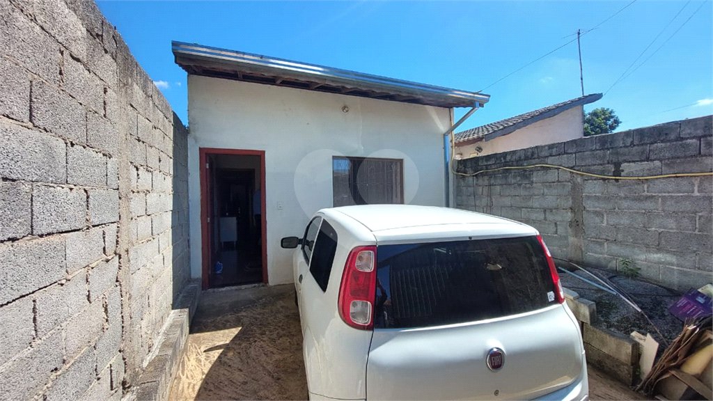 Casa à venda com 2 quartos em Residencial Hípica Jaguari, Bragança Paulista, SP