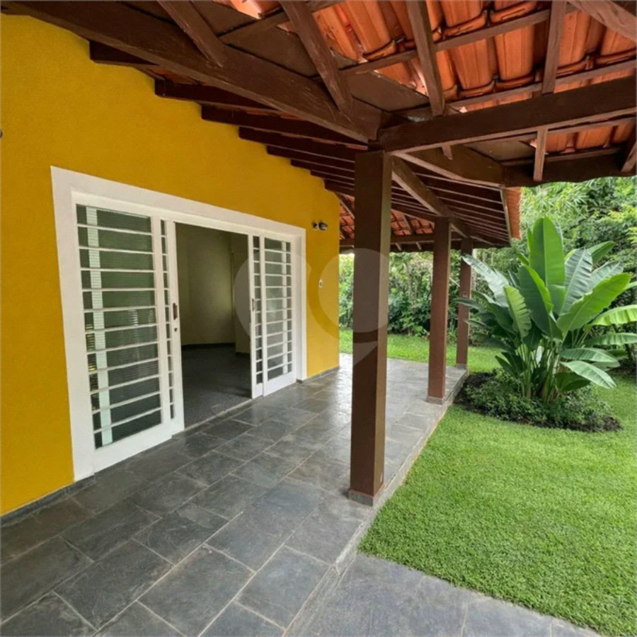Chácara à venda com 3 quartos, sendo 1 suíte, em Bosque, Vinhedo, SP