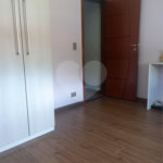 Sobrado à venda com 3 quartos, sendo 1 suíte,  em Tremembé, São Paulo, SP