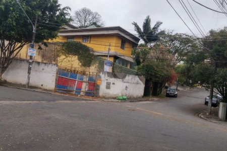 Sobrado à venda com 3 quartos, sendo 1 suíte, em Jardim Franca, São Paulo, SP