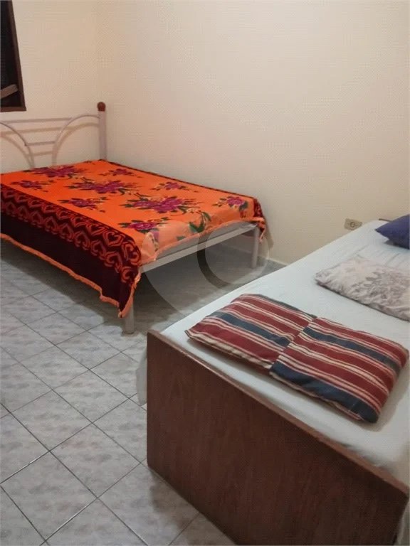 Casa Térrea à venda com 2 quartos, sendo 1 suíte, no Centro, Itanhaém, SP
