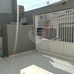 Casa à venda com 2 quartos no condomínio Residencial Magueta, São Paulo - SP