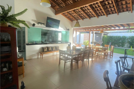 Casa à venda com 3 suítes no Centro, Balsas, MA