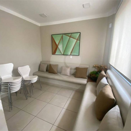 Apartamento à venda com 2 quartos em Vila Zat, São Paulo, SP