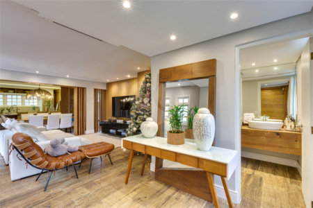 Casa à venda com 5 quartos, sendo 3 suítes, em Alto da Boa Vista, São Paulo, SP