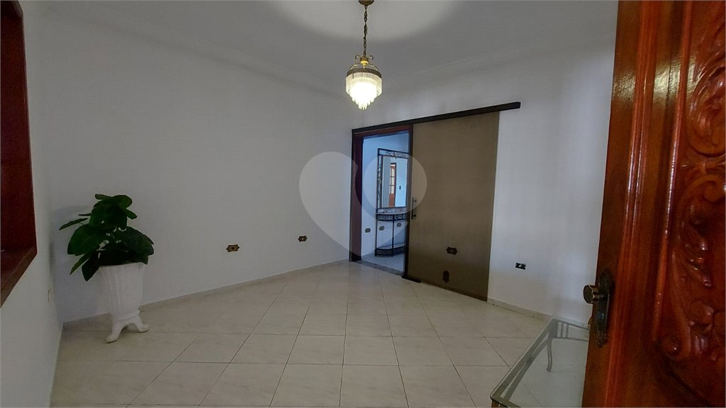 Casa à venda com 3 suítes em Vila Progresso, Sorocaba, SP