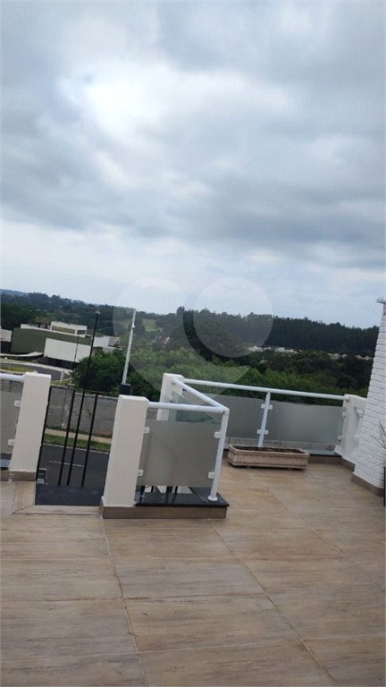 Casa à venda com 4 quartos, sendo 1 suíte, no condomínio Green View Residdence, Indaiatuba - SP