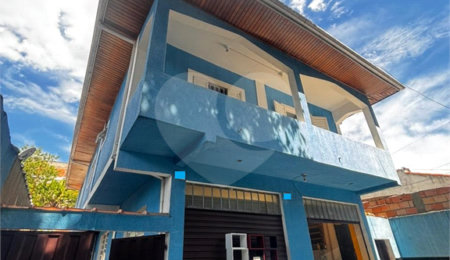 Casa à venda com 3 quartos, sendo 1 suíte, em Bosque dos Eucaliptos, São José dos Campos, SP
