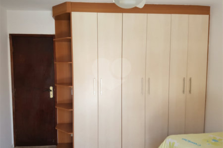 Sobrado à venda com 3 quartos, sendo 1 suíte, em Jardim Caravelas, São Paulo, SP
