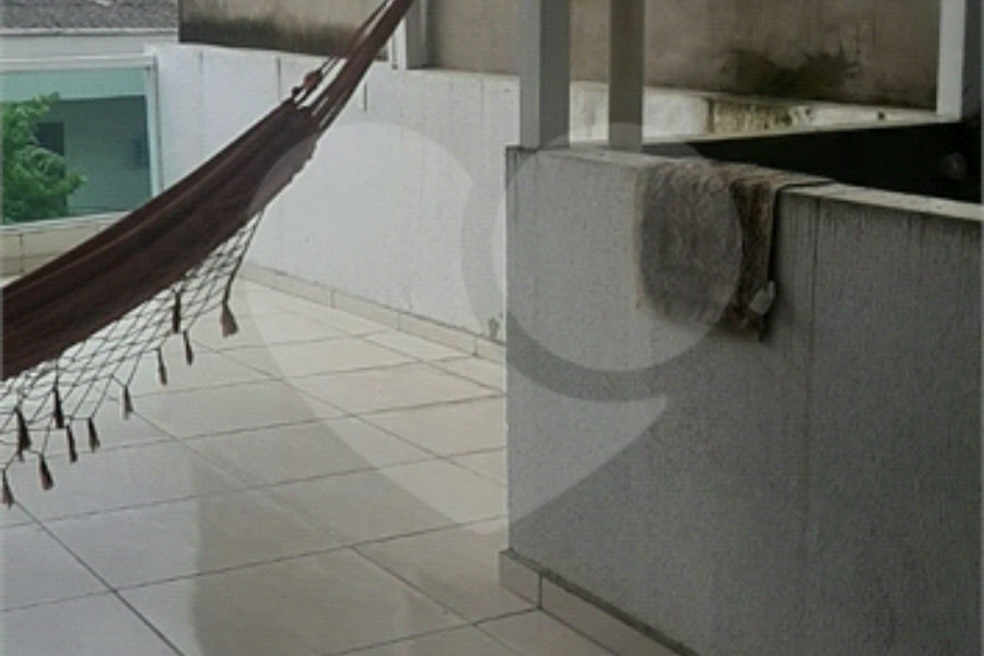 Sobrado à venda com 3 suítes em Jaraguá, São Paulo, SP
