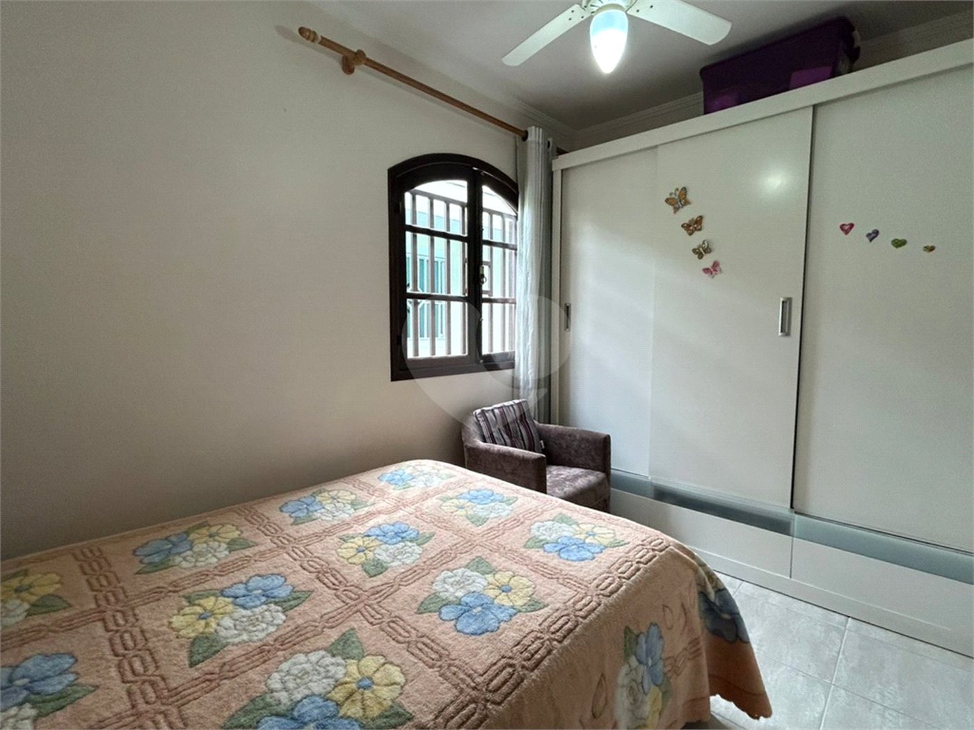 Sobrado à venda com 3 quartos, sendo 1 suíte, em Tremembé, São Paulo, SP