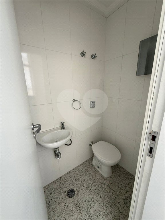 Apartamento à venda com 3 quartos, sendo 1 suíte, em Santa Cecília, São Paulo, SP