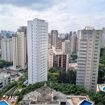 Apartamento à venda com 3 suítes em Vila Suzana, São Paulo, SP