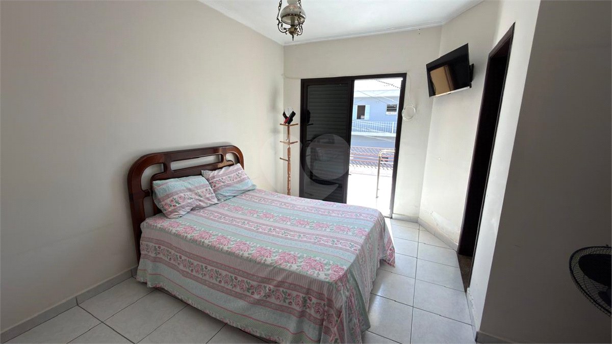 Sobrado à venda com 3 quartos, sendo 1 suíte, em Vila Darli, São Paulo, SP