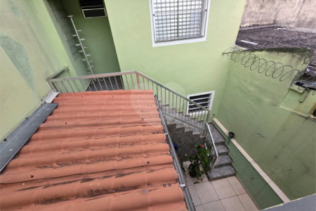 Sobrado à venda com 3 quartos em Rio Pequeno, São Paulo, SP