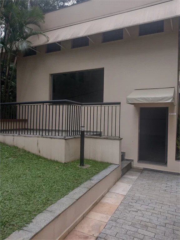 Apartamento à venda com 3 suítes em Vila Suzana, São Paulo, SP