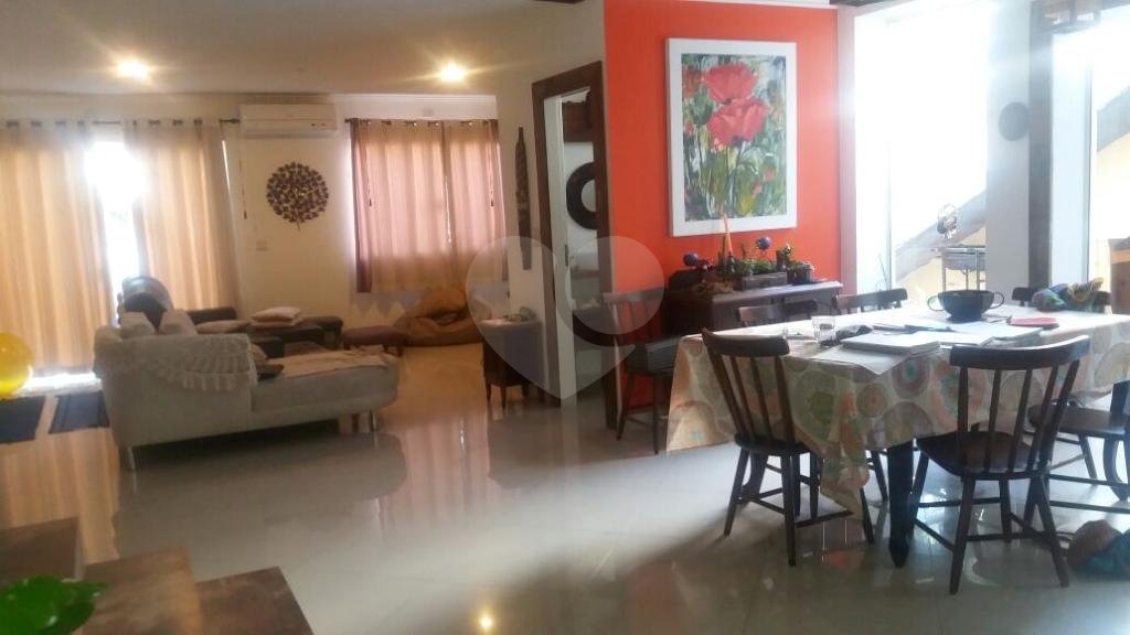 Sobrado à venda com 3 suítes em Tucuruvi, São Paulo, SP