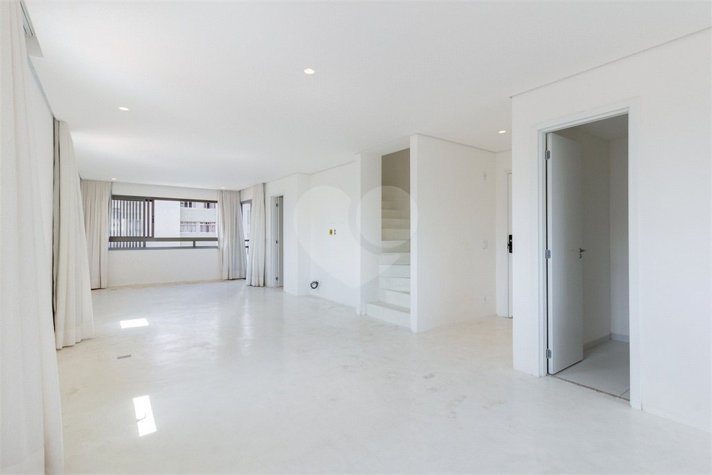 Duplex à venda com 3 quartos, sendo 1 suíte, em Perdizes, São Paulo, SP