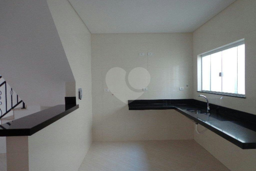 Casa à venda com 2 suítes no condomínio Palmas, São Paulo - SP
