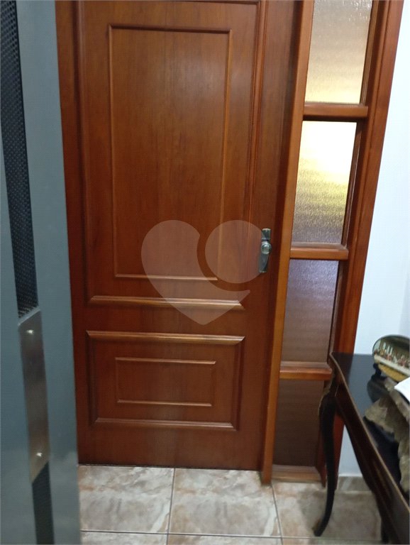 Apartamento à venda com 3 quartos, sendo 1 suíte, no Centro, Araraquara, SP