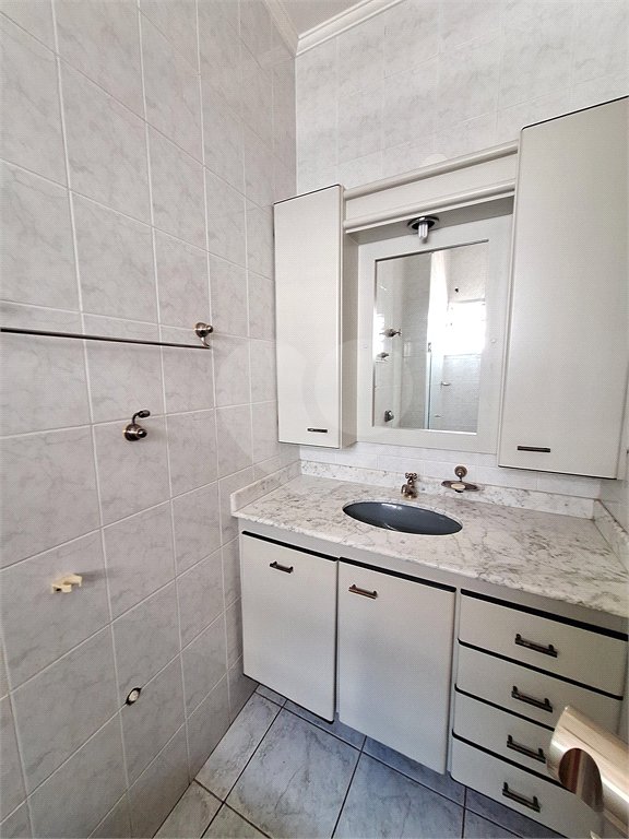Casa à venda ou para alugar com 4 quartos, sendo 2 suítes,  em Santa Rosa, Vinhedo, SP