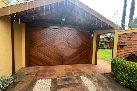 Casa à venda com 3 quartos, sendo 1 suíte, em Parque Santa Marta, São Carlos, SP