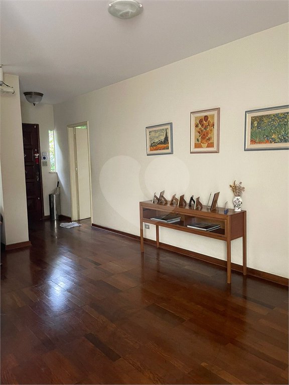 Sobrado à venda com 5 quartos, sendo 2 suítes, em Vila Cordeiro, São Paulo, SP