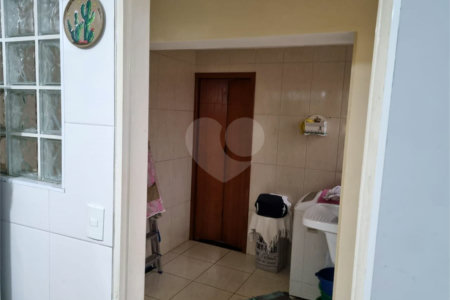 Casa Térrea à venda com 2 suítes em Santa Terezinha, São Bernardo do Campo, SP