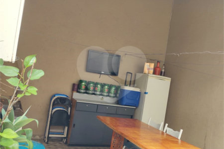 Casa à venda com 3 quartos em Vila Industrial, São José dos Campos, SP