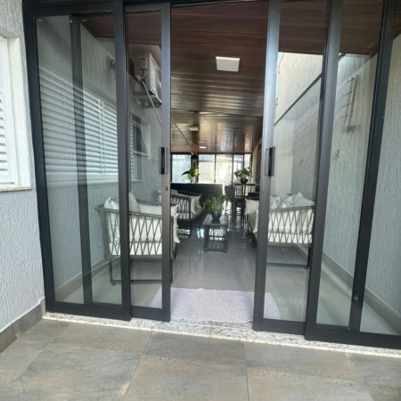 Casa à venda com 3 quartos, sendo 1 suíte, em Jardim Paranapunga, Três Lagoas, MS