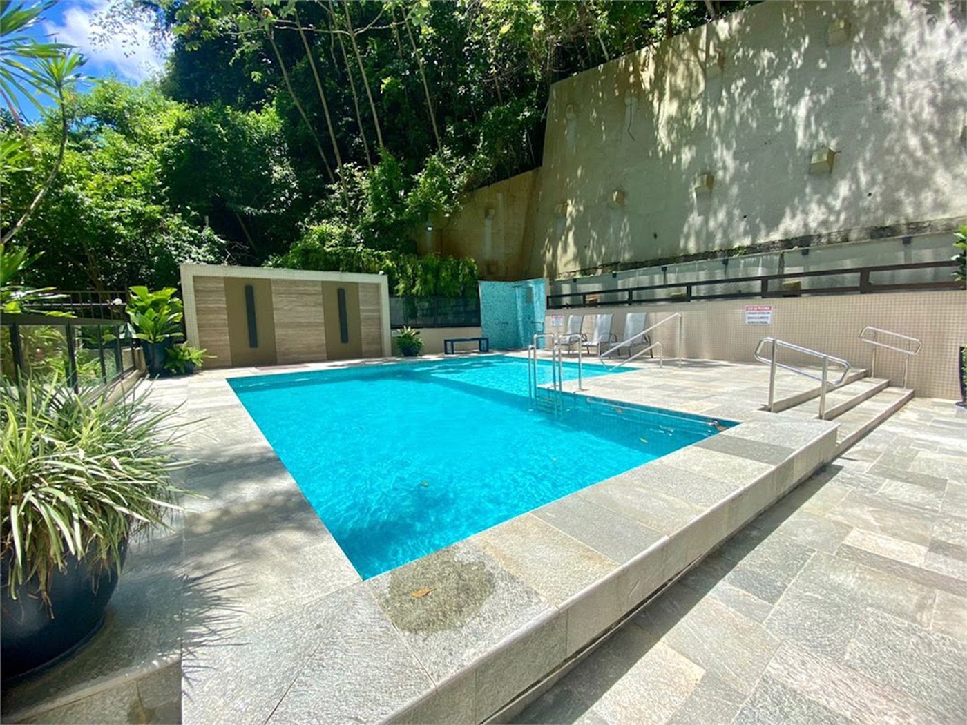 Apartamento Residencial à venda, Centro, Guarujá - AP1385.