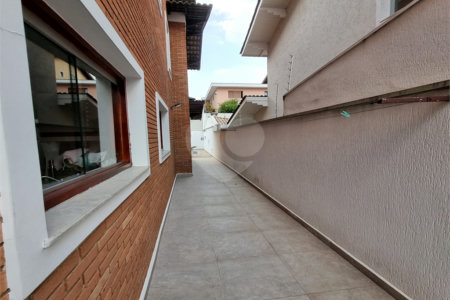 Sobrado à venda com 4 quartos, sendo 2 suítes, em Barro Branco (zona Norte), São Paulo, SP