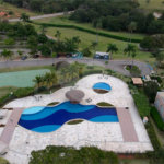 Casa para alugar com 5 quartos, sendo 1 suíte, no condomínio Figueira Garden, Atibaia - SP