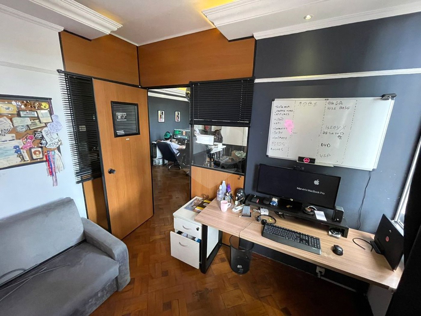 Casa à venda com 3 quartos, sendo 1 suíte, em Vila Mariana, São Paulo, SP