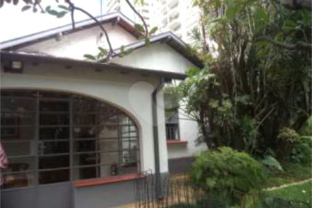 Casa à venda com 3 quartos em Campo Belo, São Paulo, SP