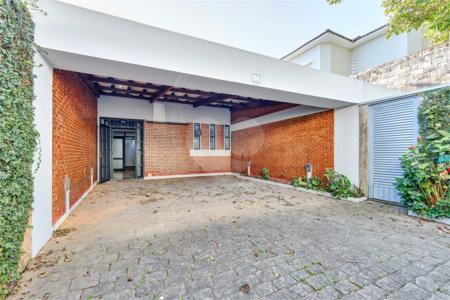 Casa à venda com 3 quartos, sendo 1 suíte, em Brooklin, São Paulo, SP