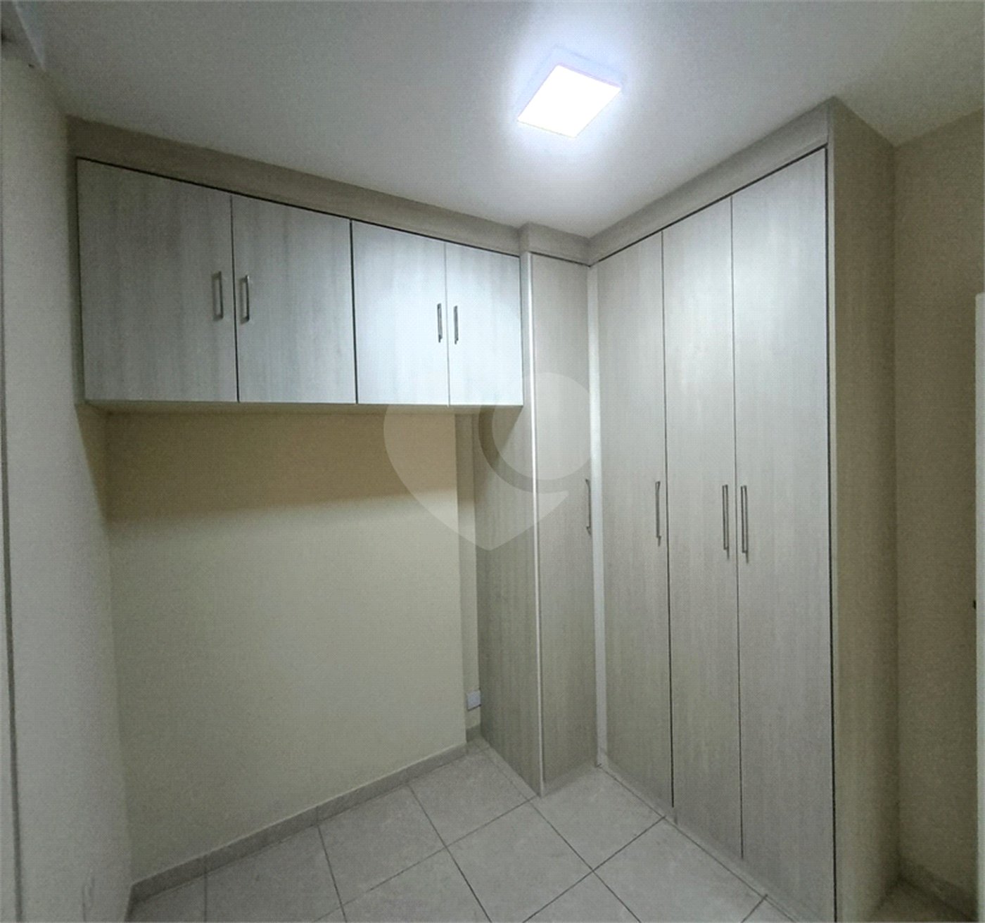 APARTAMENTO DE 98,96 M² COM 03 DORMITÓRIOS, SUÍTE, 03 BANHEIROS E VAGA DE GARAGEM PARA VENDA EM PERDIZES