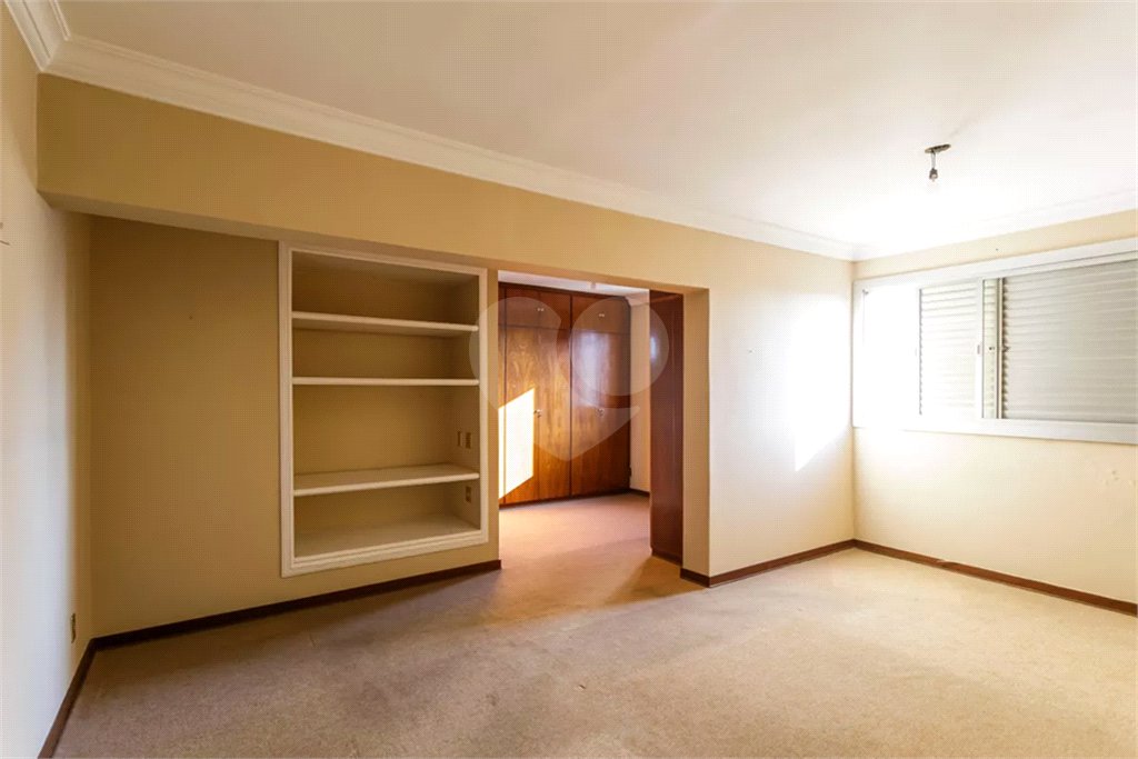 Apartamento à venda com 2 quartos, sendo 1 suíte, em Vila Olímpia, São Paulo, SP