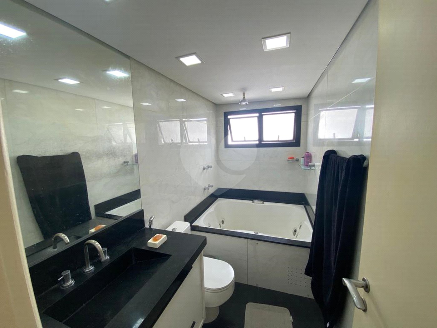 Apartamento à venda com 1 suíte em Itaim Bibi, São Paulo, SP
