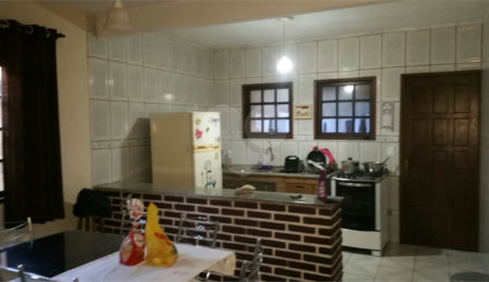 Sobrado à venda com 3 suítes em Barreiro, Mairiporã, SP