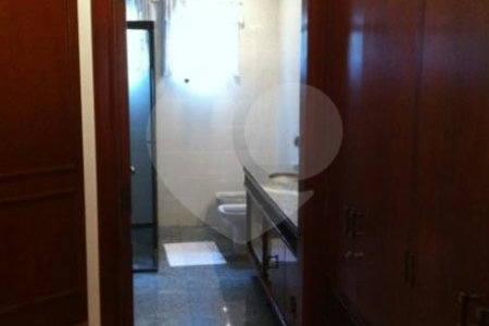 Apartamento à venda com 4 suítes em Real Parque, São Paulo, SP