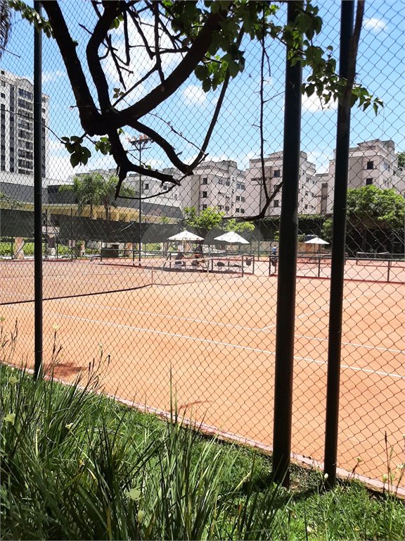 Apartamento à venda com 3 quartos, sendo 1 suíte, em Santo Amaro, São Paulo, SP
