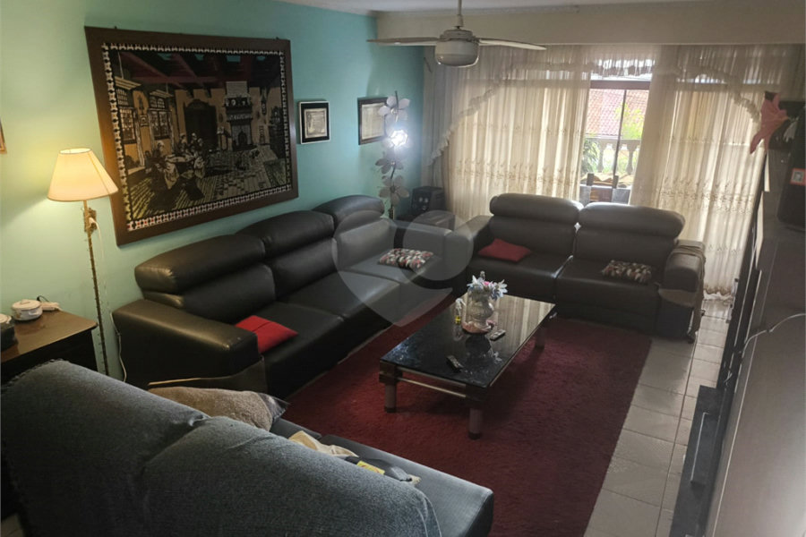 Casa à venda com 3 quartos, sendo 1 suíte, em Vila Rosalia, Guarulhos, SP