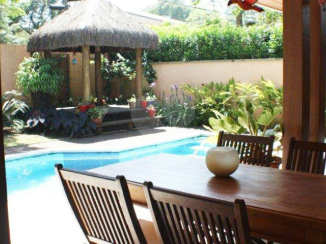 Casa à venda com 4 suítes no condomínio Ville Le Mans, São Paulo - SP