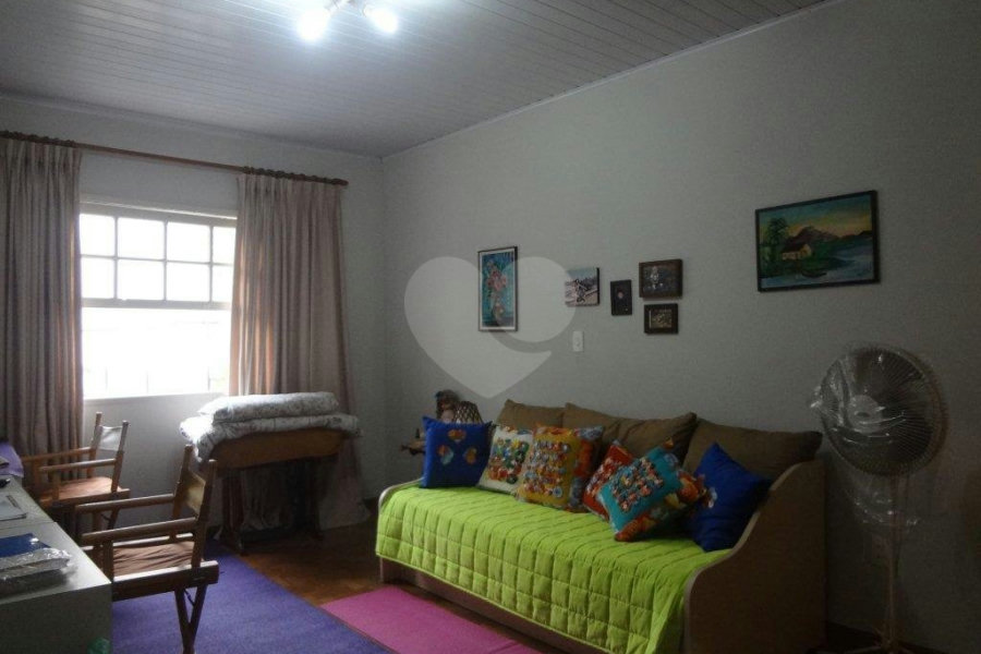 Sobrado à venda com 5 quartos, sendo 1 suíte, em Santana, São Paulo, SP