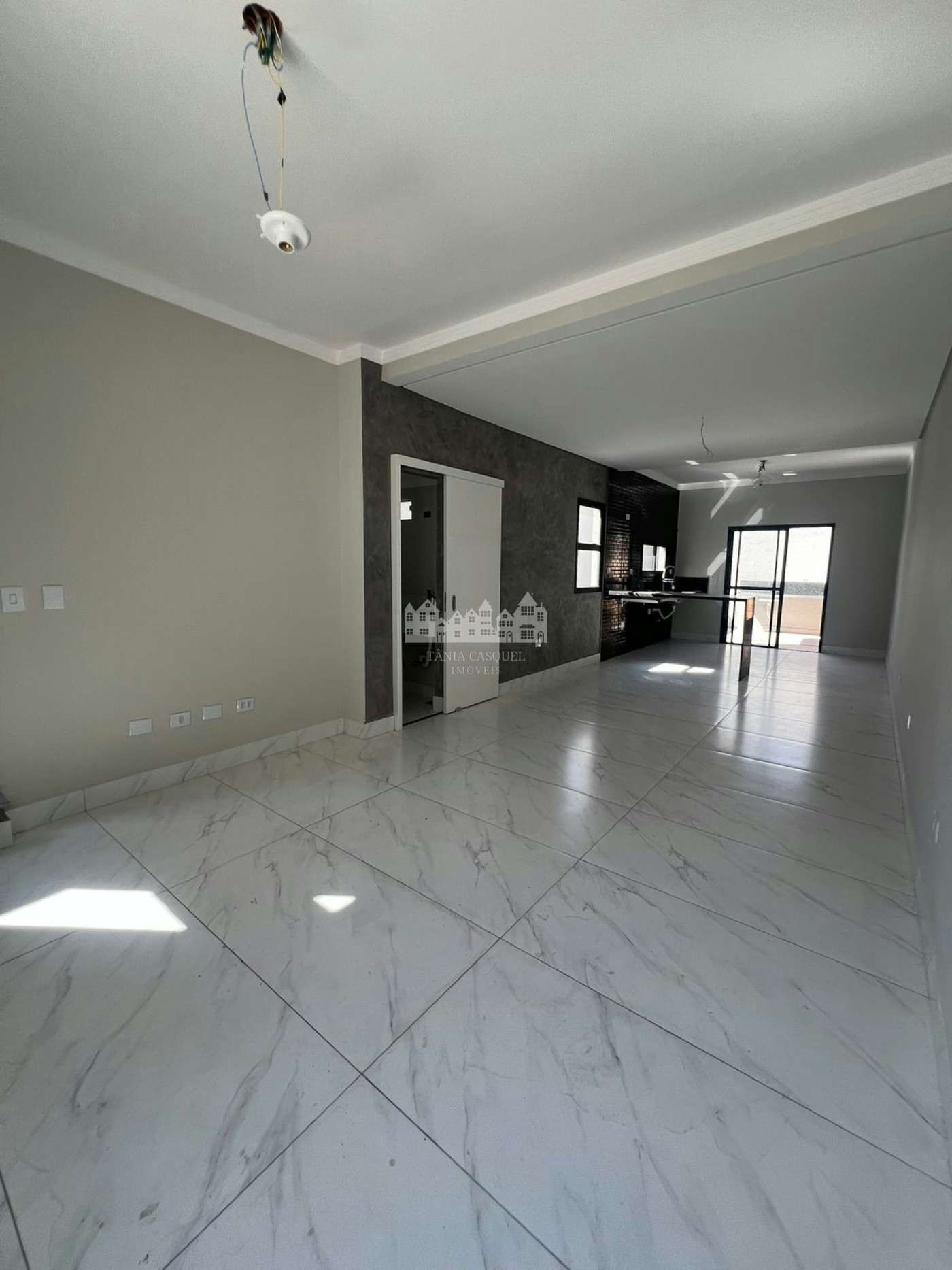 Casa à venda com 2 suítes em Jardim das Cerejeiras, Atibaia, SP
