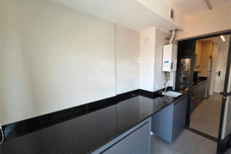 Apartamento à venda ou para alugar com 2 quartos, sendo 1 suíte,  em Planalto Paulista, São Paulo, SP