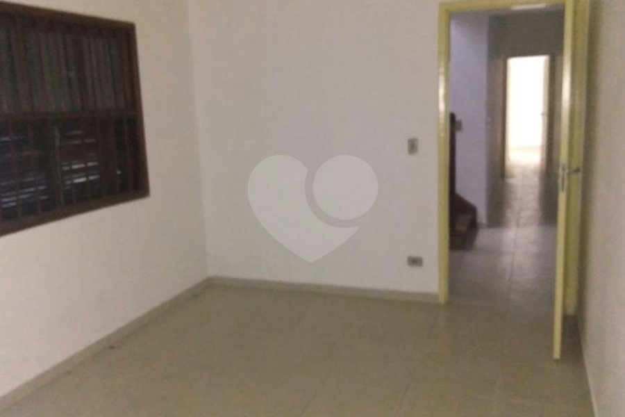 Sobrado à venda com 3 suítes em Santana, São Paulo, SP