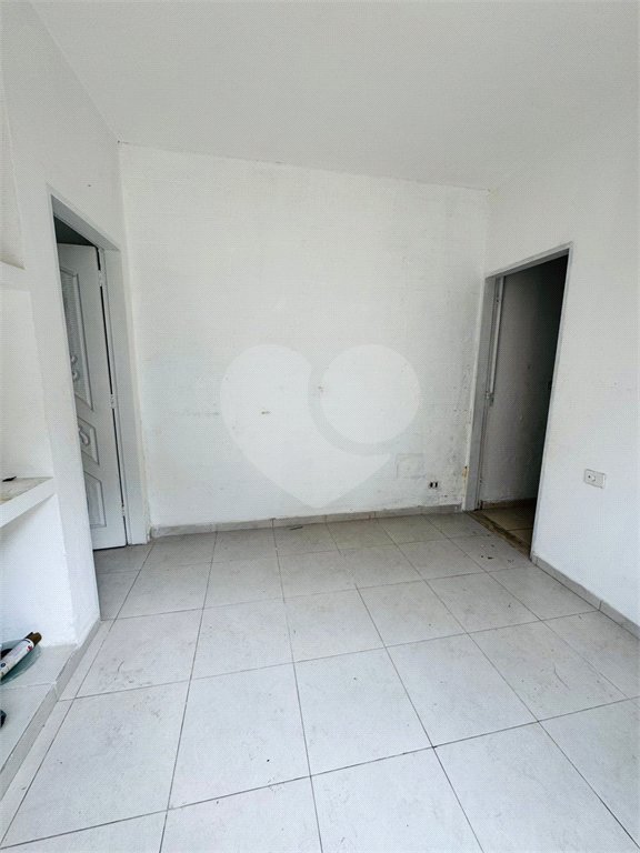 Casa à venda com 3 quartos, sendo 1 suíte, em Vila Galvão, Guarulhos, SP